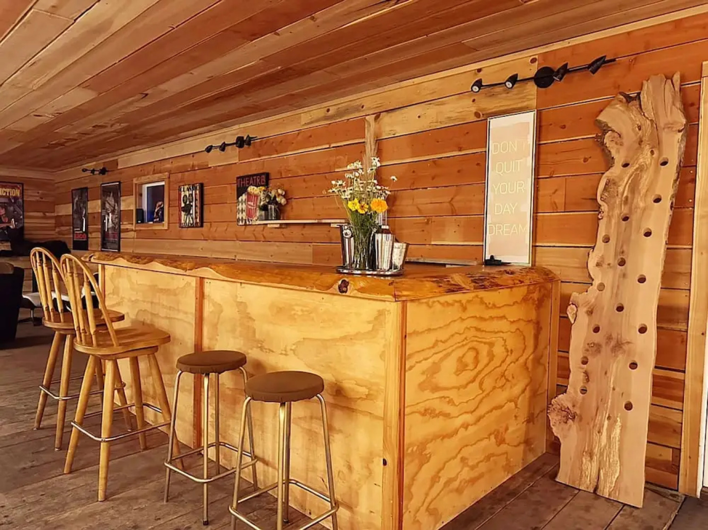 Utopia Feels Botanical Glampground