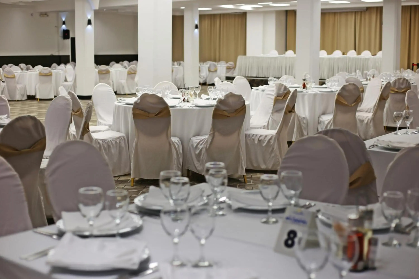 Hotel Tourist - Metropol Lake Resort