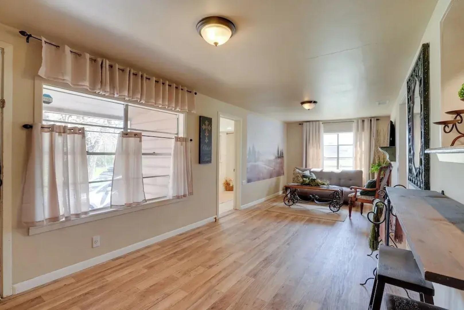 Rusk Retreat w/ Fire Pit, Grill & Countryside View