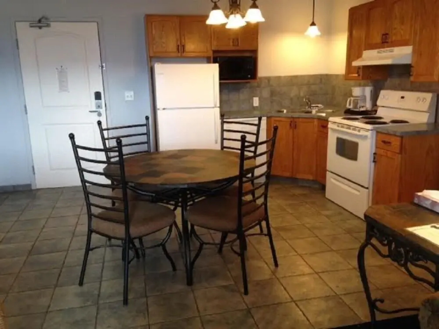 Misty Mountain Inn and Suites