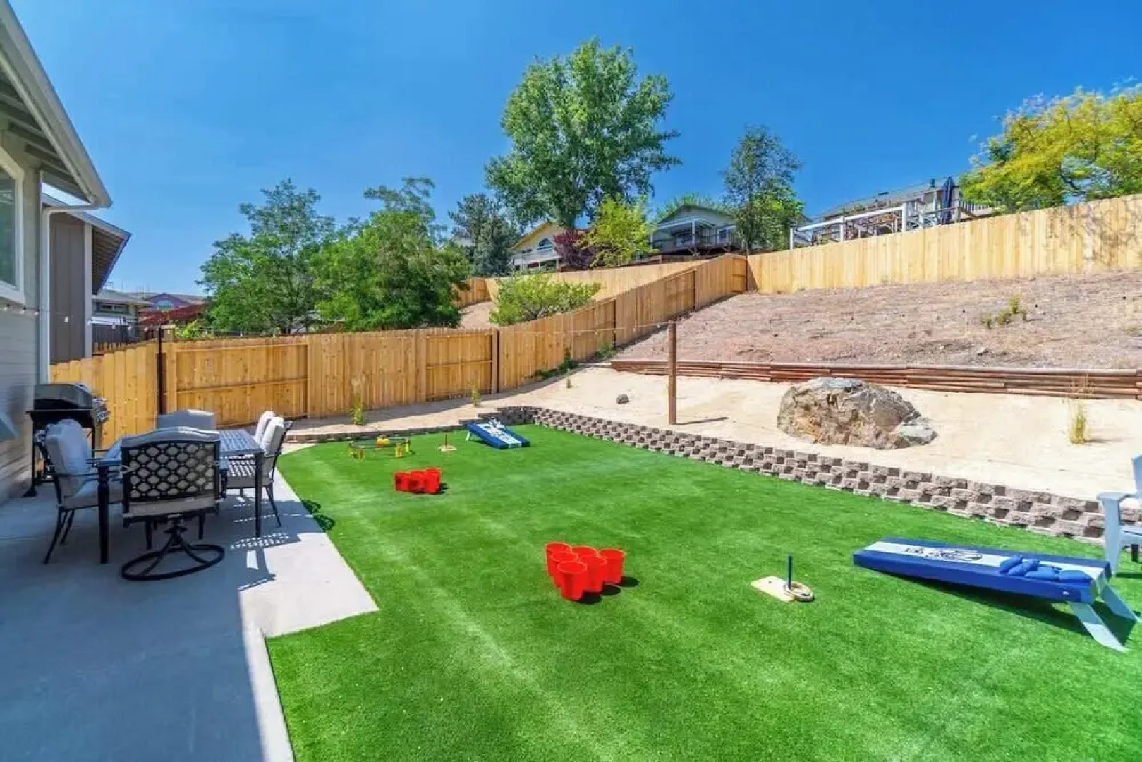 The Deco Retreat - UNR - Pet Friendly