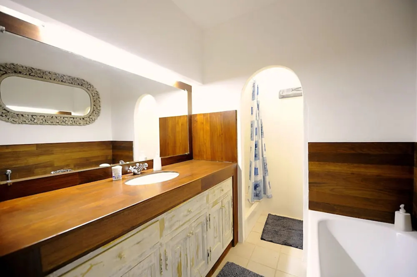 Villa with a Magic View of Saint Tropez