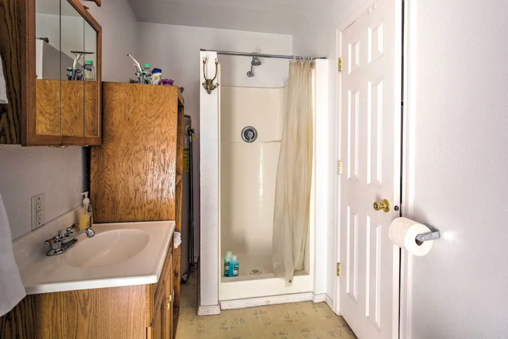 Cozy Yuma Retreat w/ Furnished Patio & Grill!