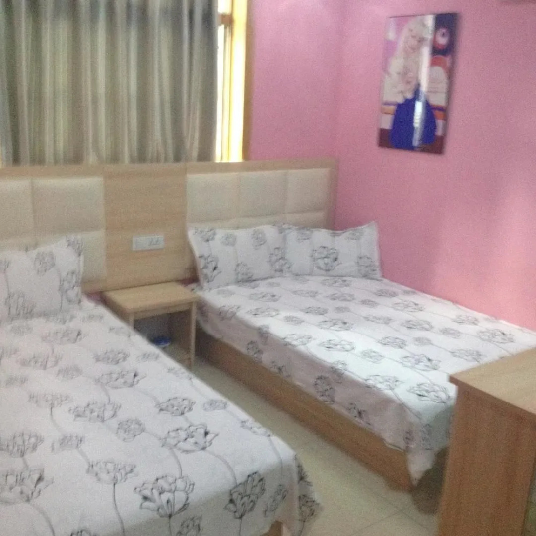 Wuhan Baifu Business Hotel