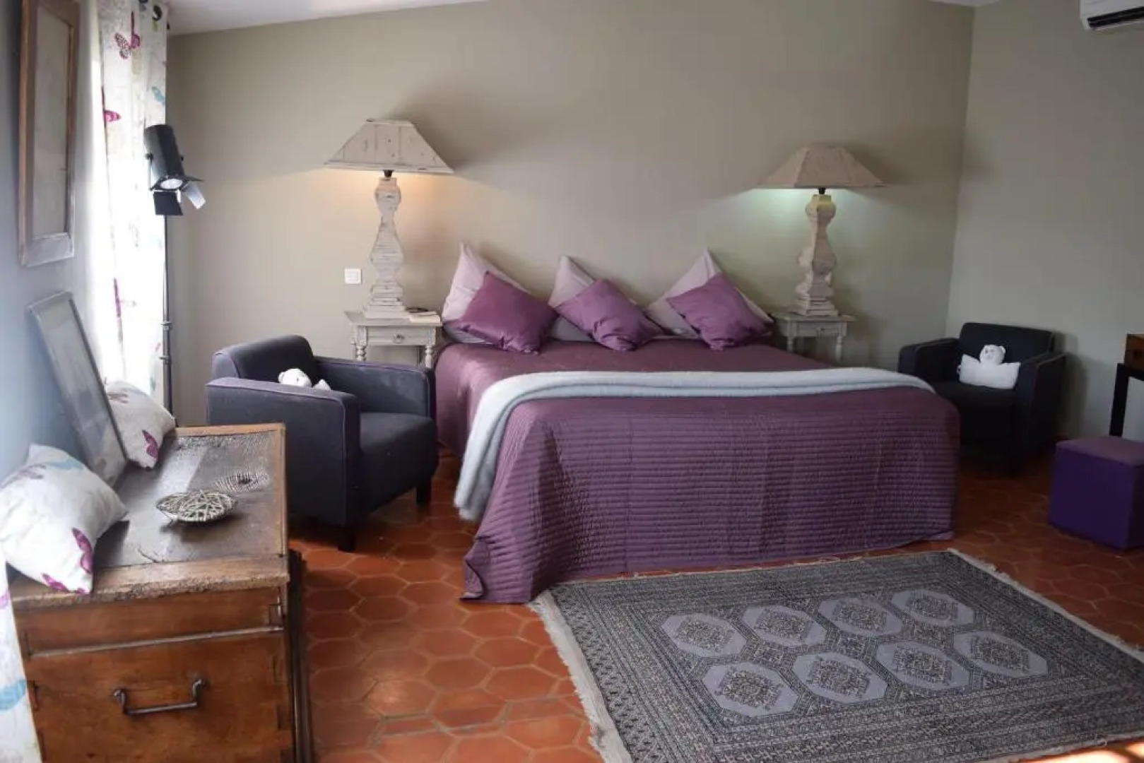 Domaine de la Dragonette Mas from the 18th century in the heart of Provence- Lubéron-Avignon