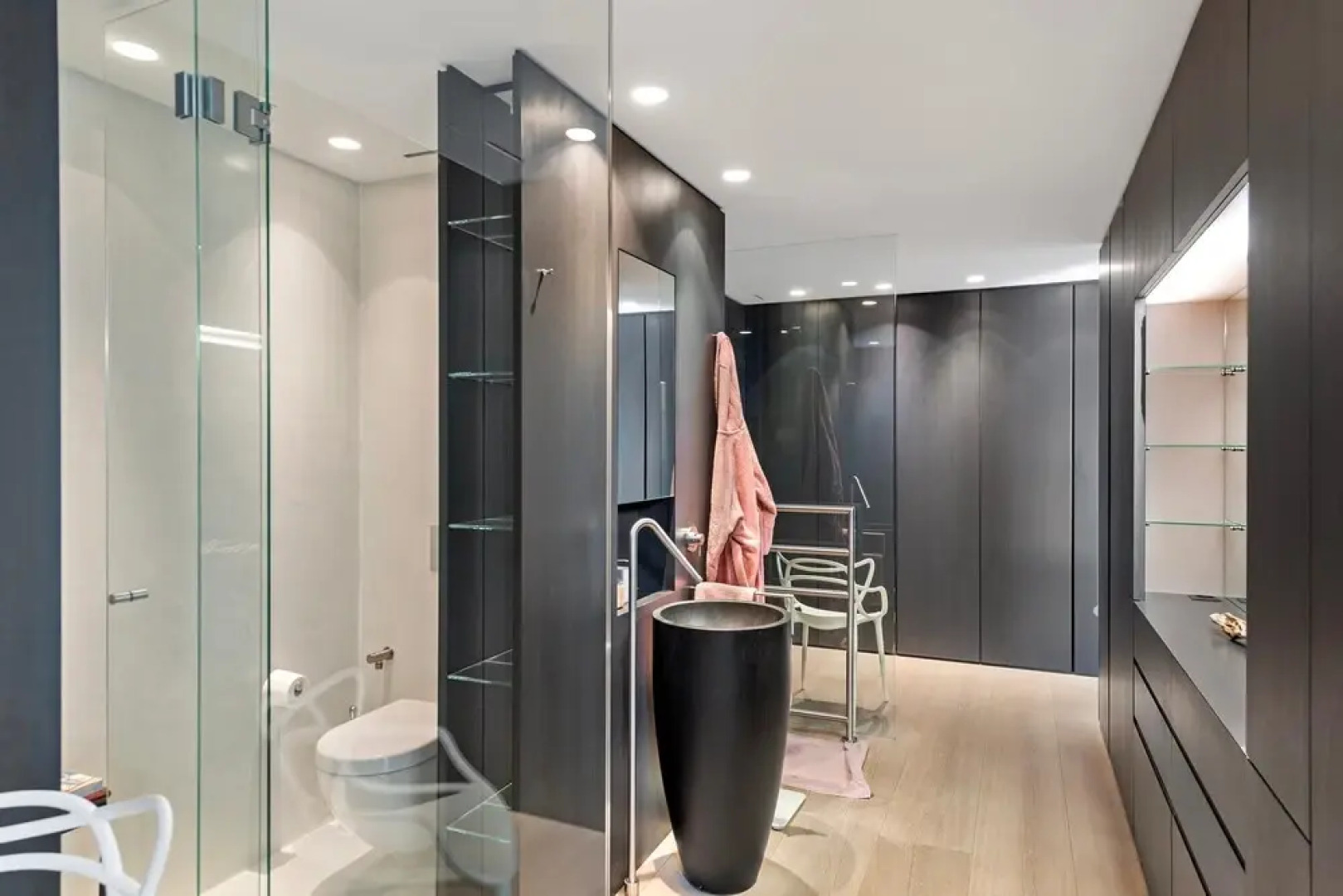 Maison Sur l Eau in Paradiso Lugano