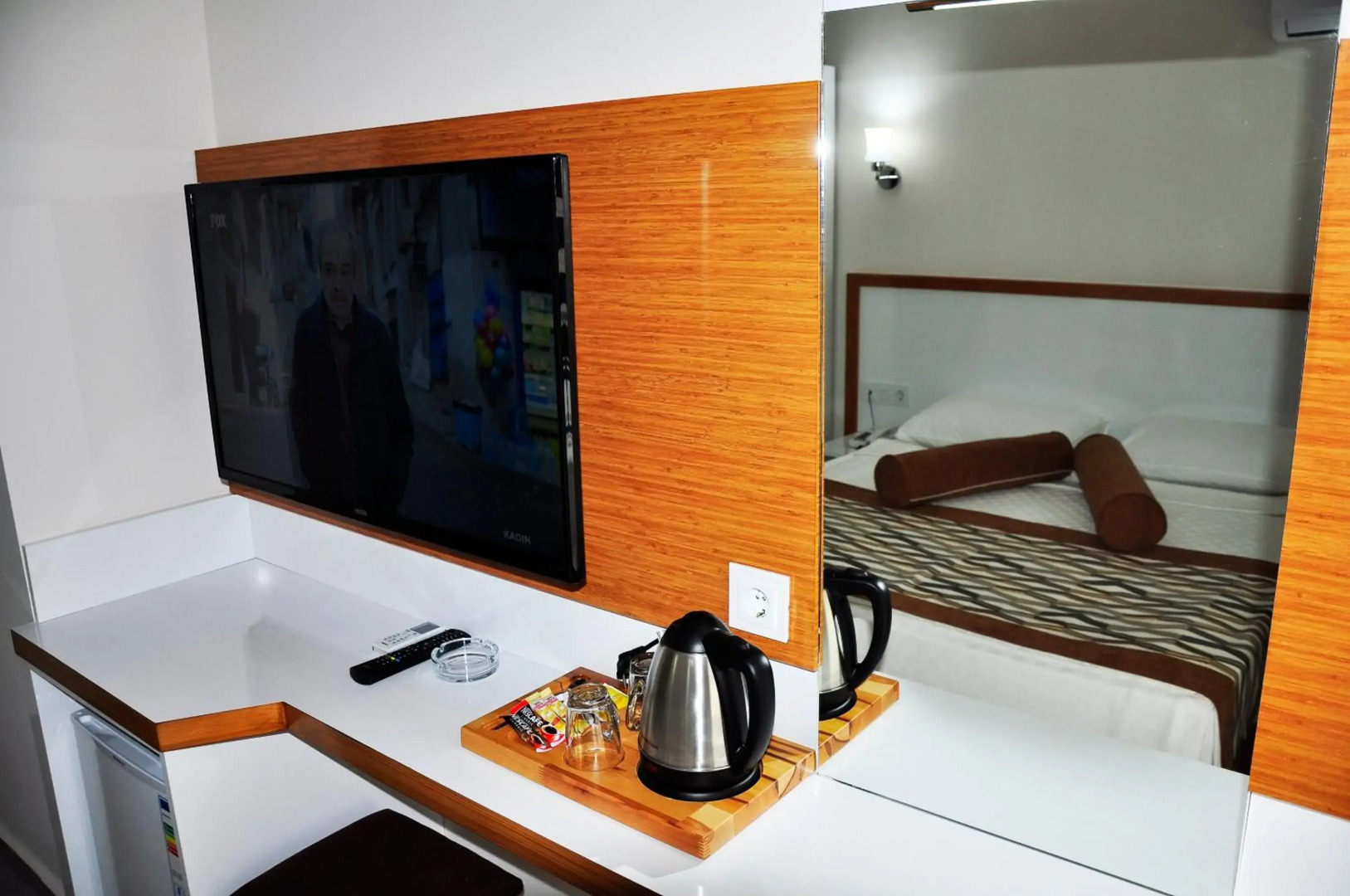 Travelodge by Wyndham Manhasset