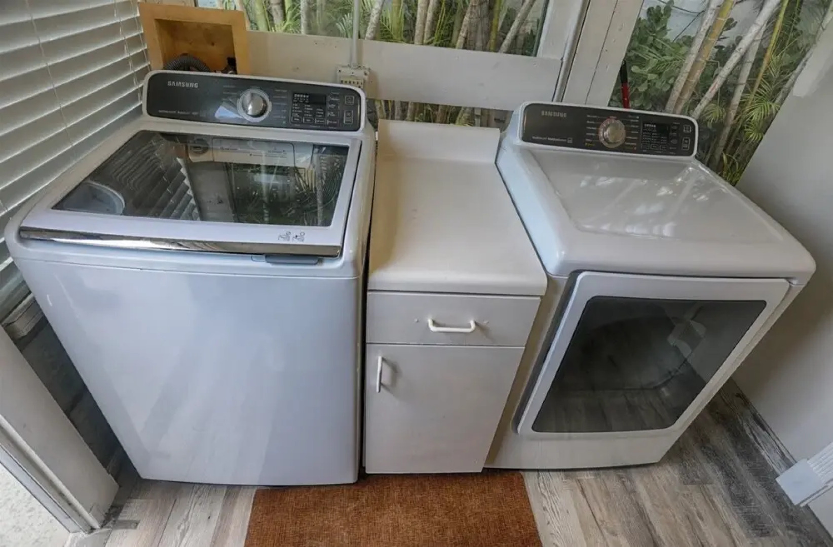 El Chico Frank`s Key West Experience