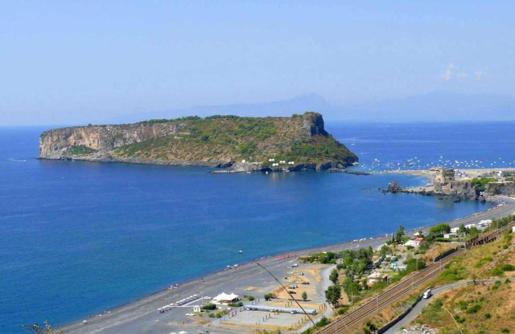 The Lemon Tree House