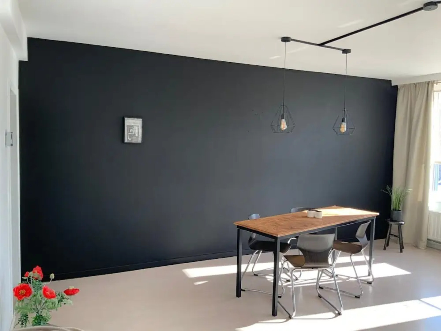 Herentals Hideaway With Balcony