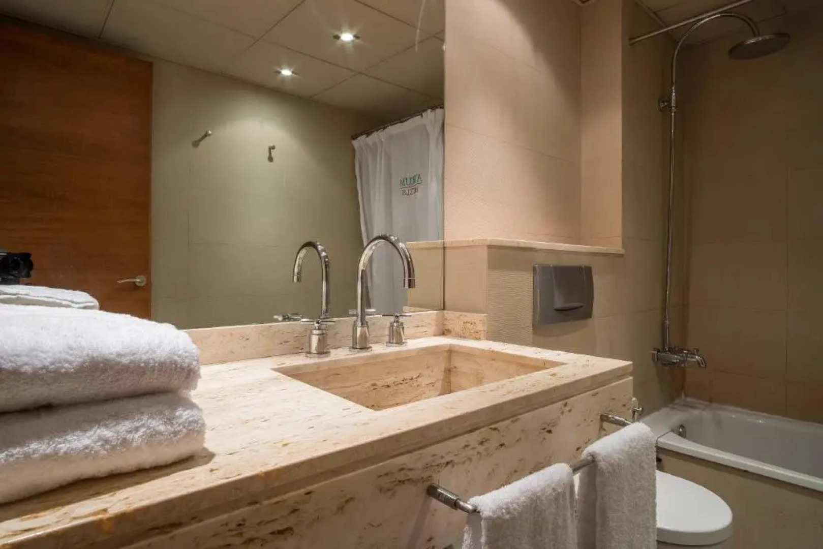Apartamentos Sant Jordi Montbrio