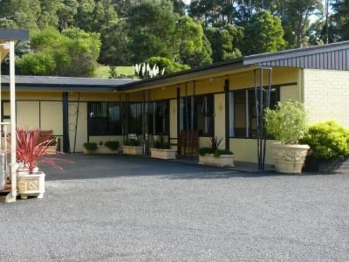 Tamar Cove Motel