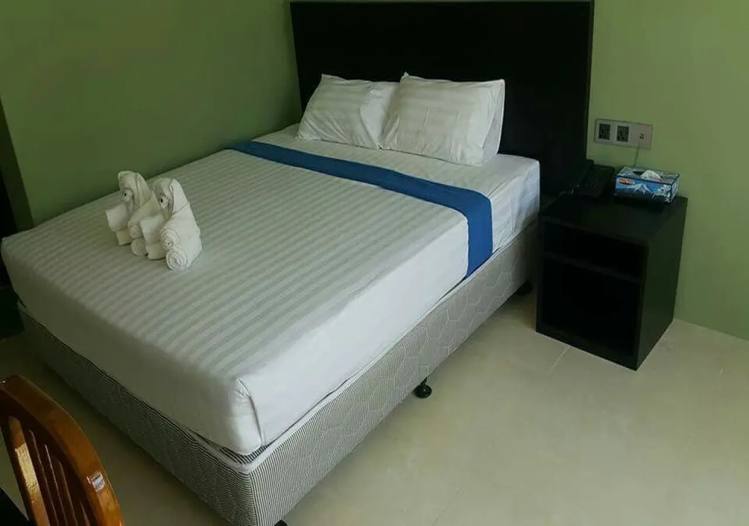 至尊酒店(Supreme Hotel)