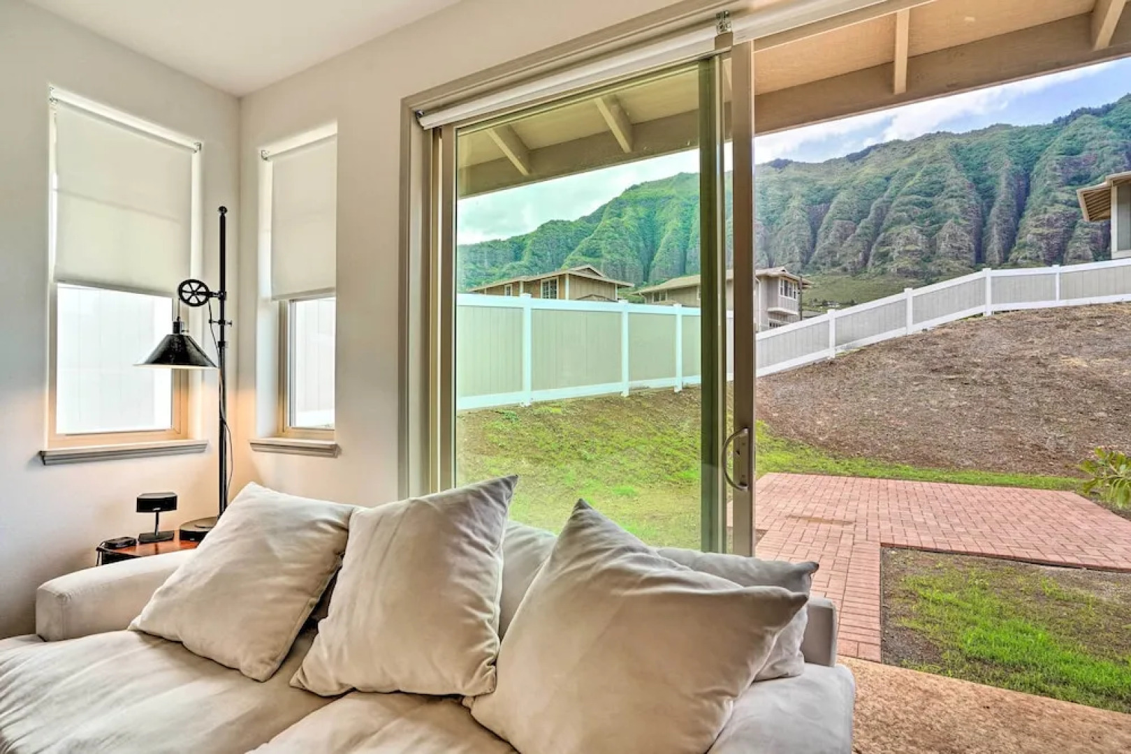 Modern Waianae Home w/ Mountain & Valley View