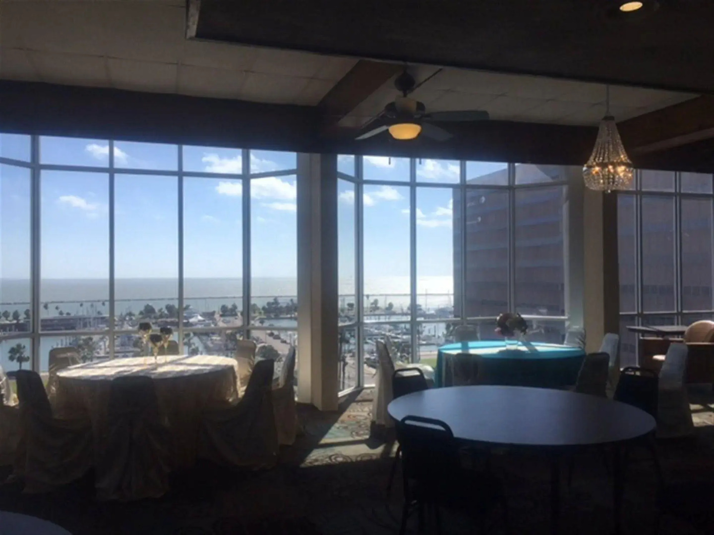 Hotel Corpus Christi Bayfront