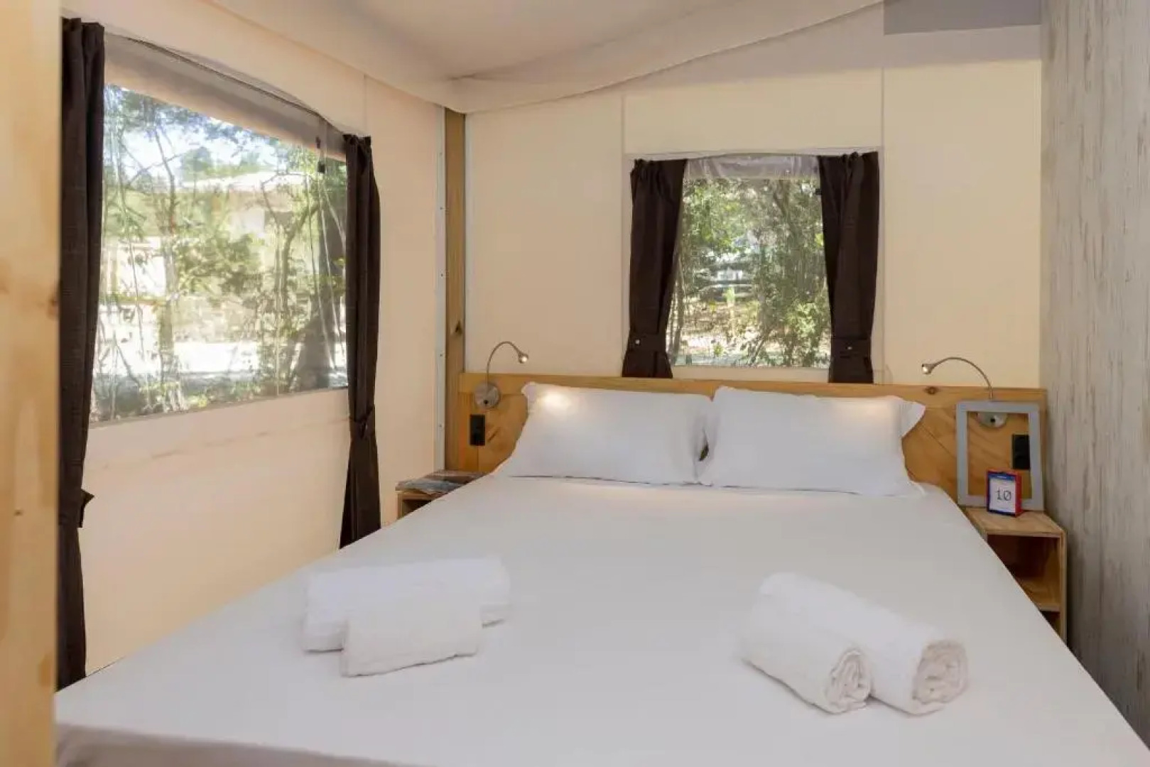 Hu Montescudaio Village