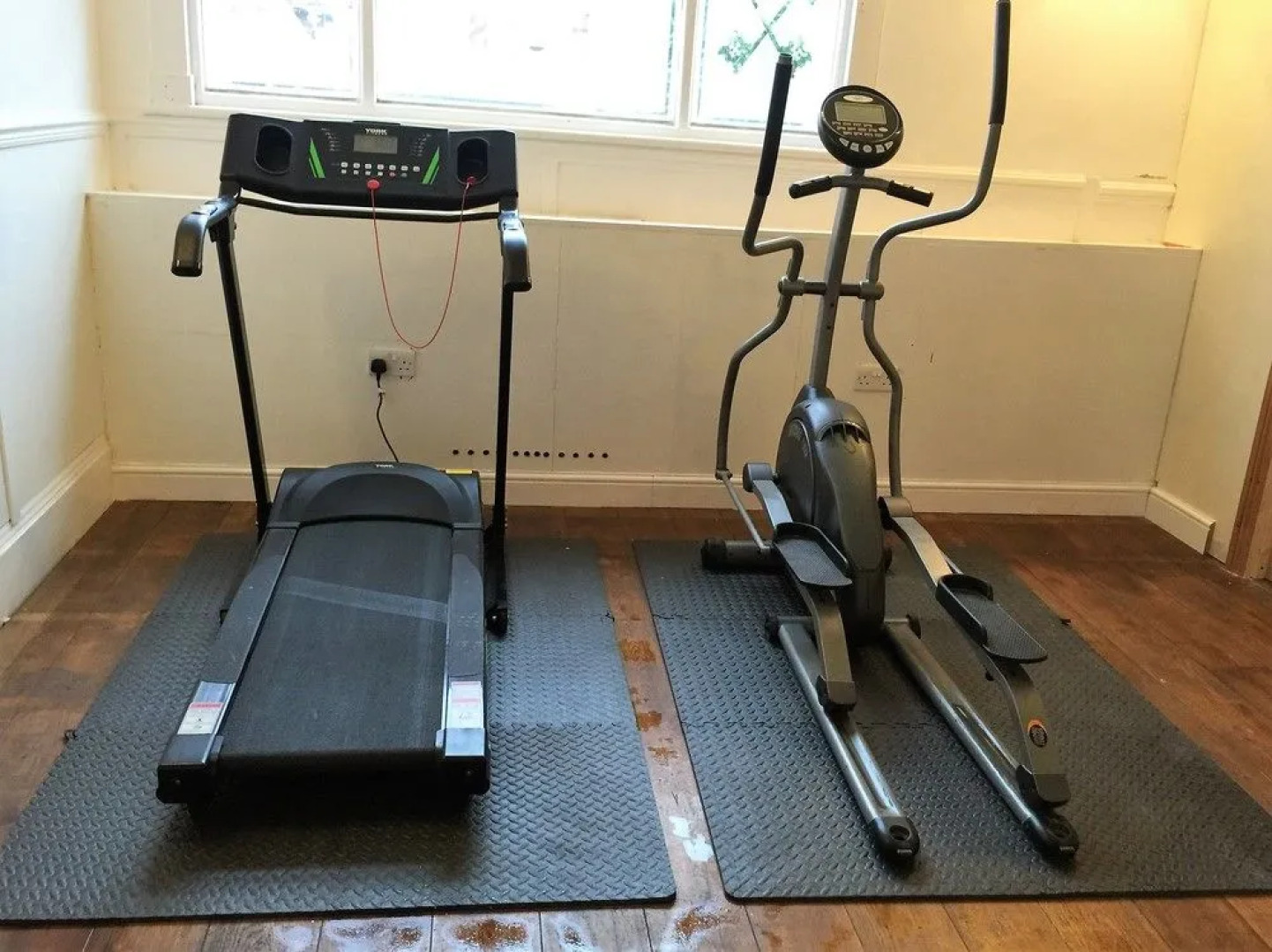 Solar Strand Express Hotel