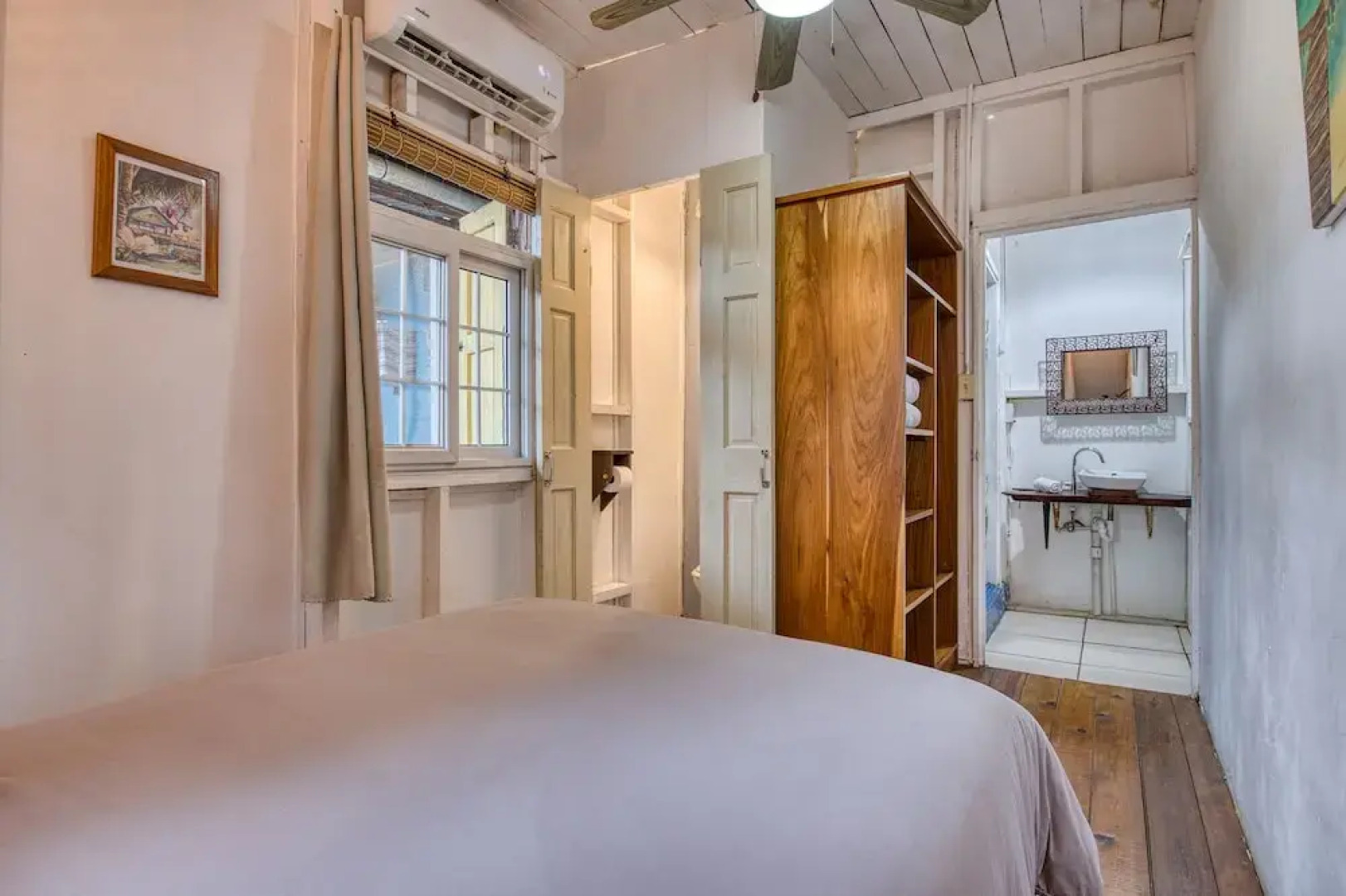 Saigon Bay Bed & Breakfast