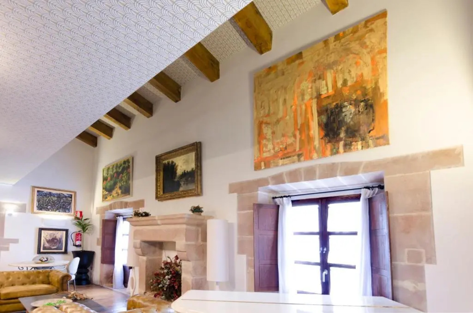 Arha Casona de Carmona (Antiguo Parador de Carmona-Cantabria)