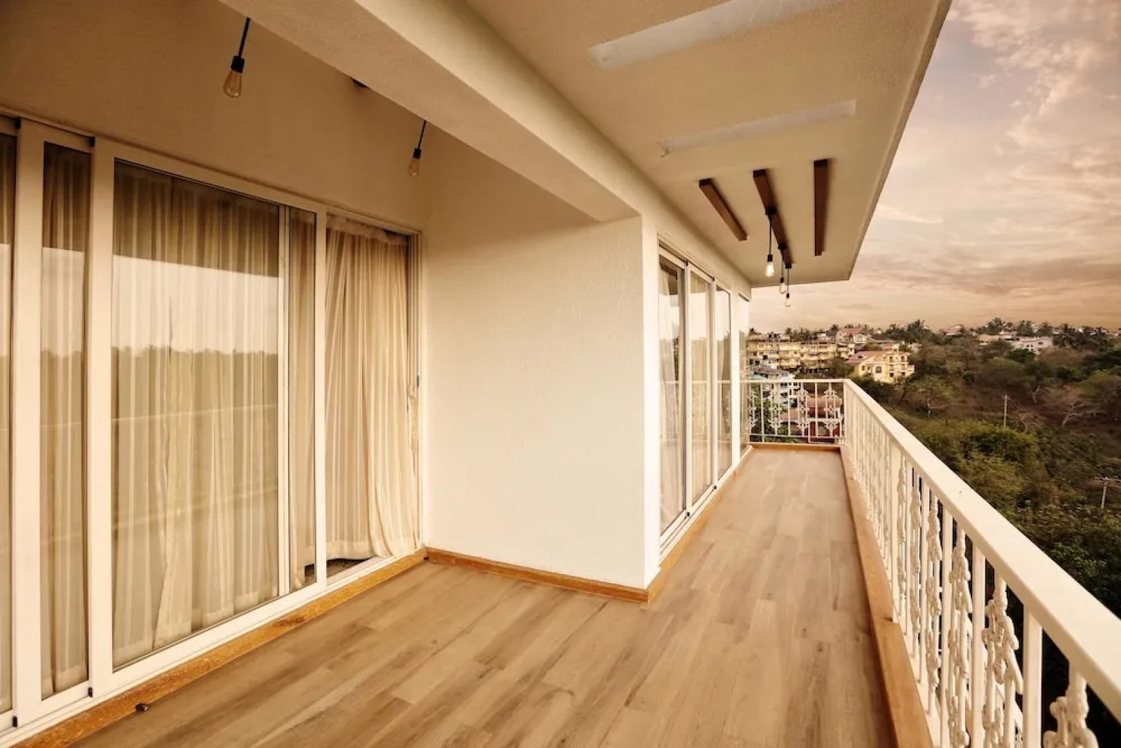 Flora Sangolda by Acasa