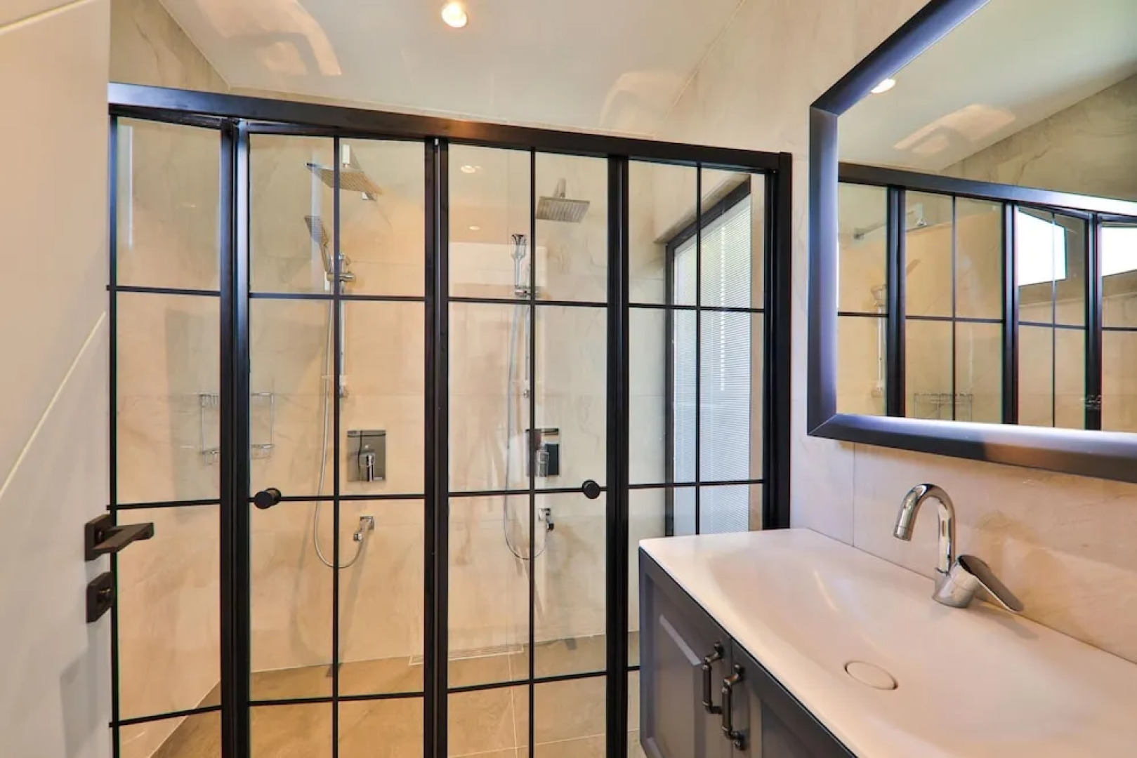 Sevil Uno in Gelemi Mahallesi