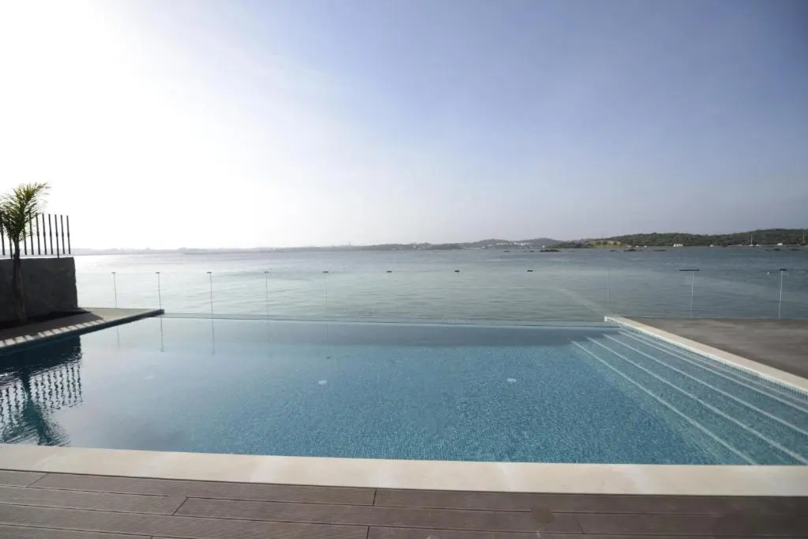 Arade Riverside Modern Apartment