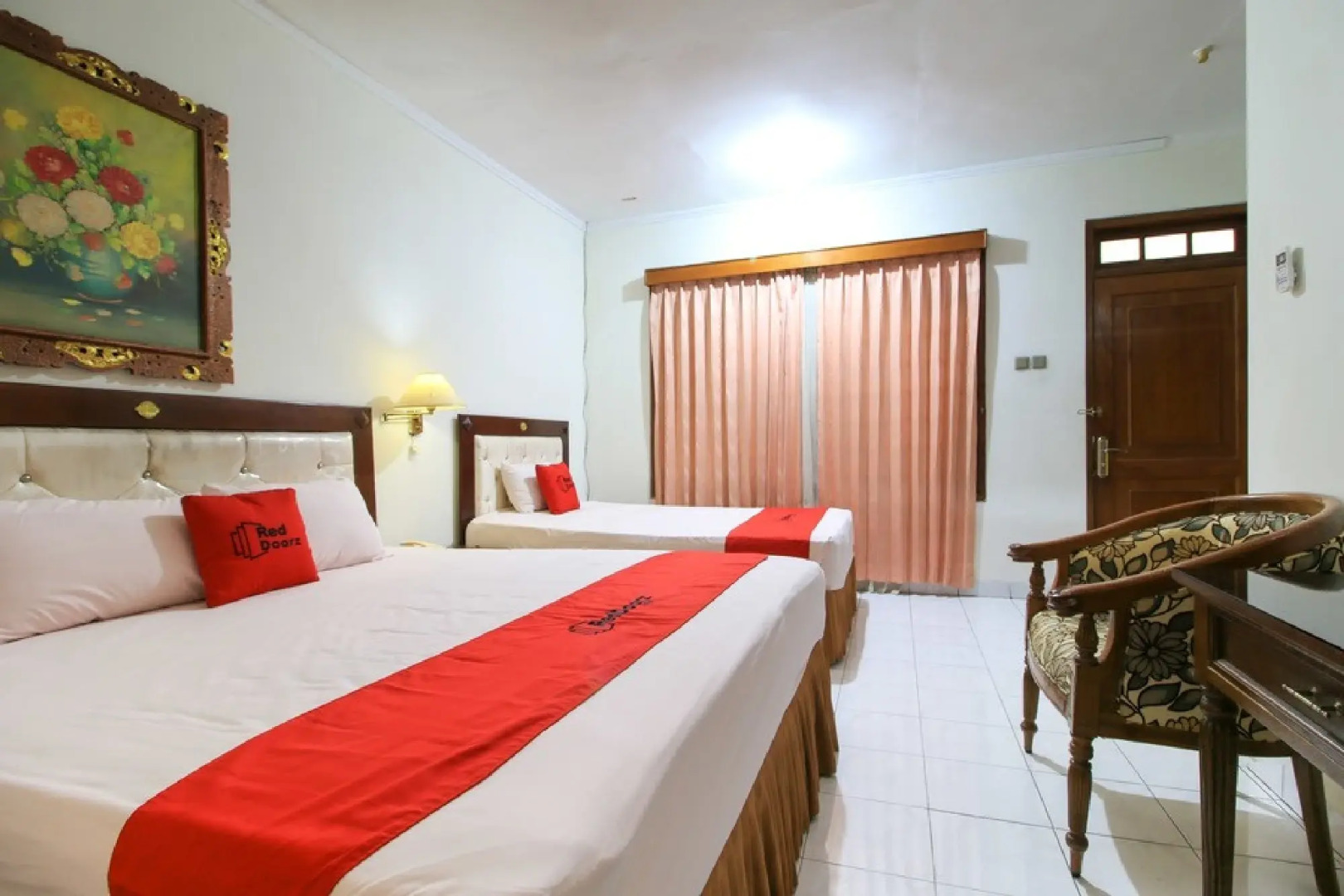 RedDoorz near Klaten Train Station