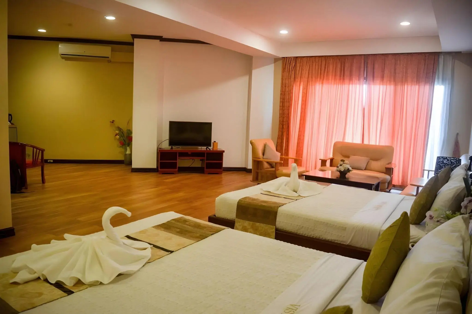 Vista Marina Hotel and Resort