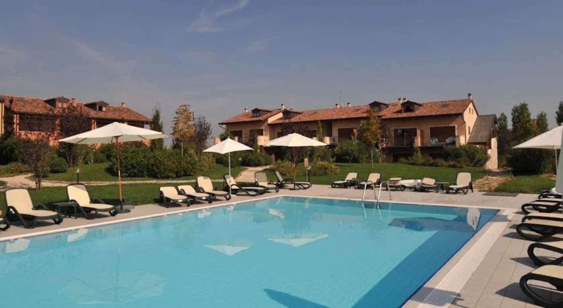Villaggio Albergo Experia