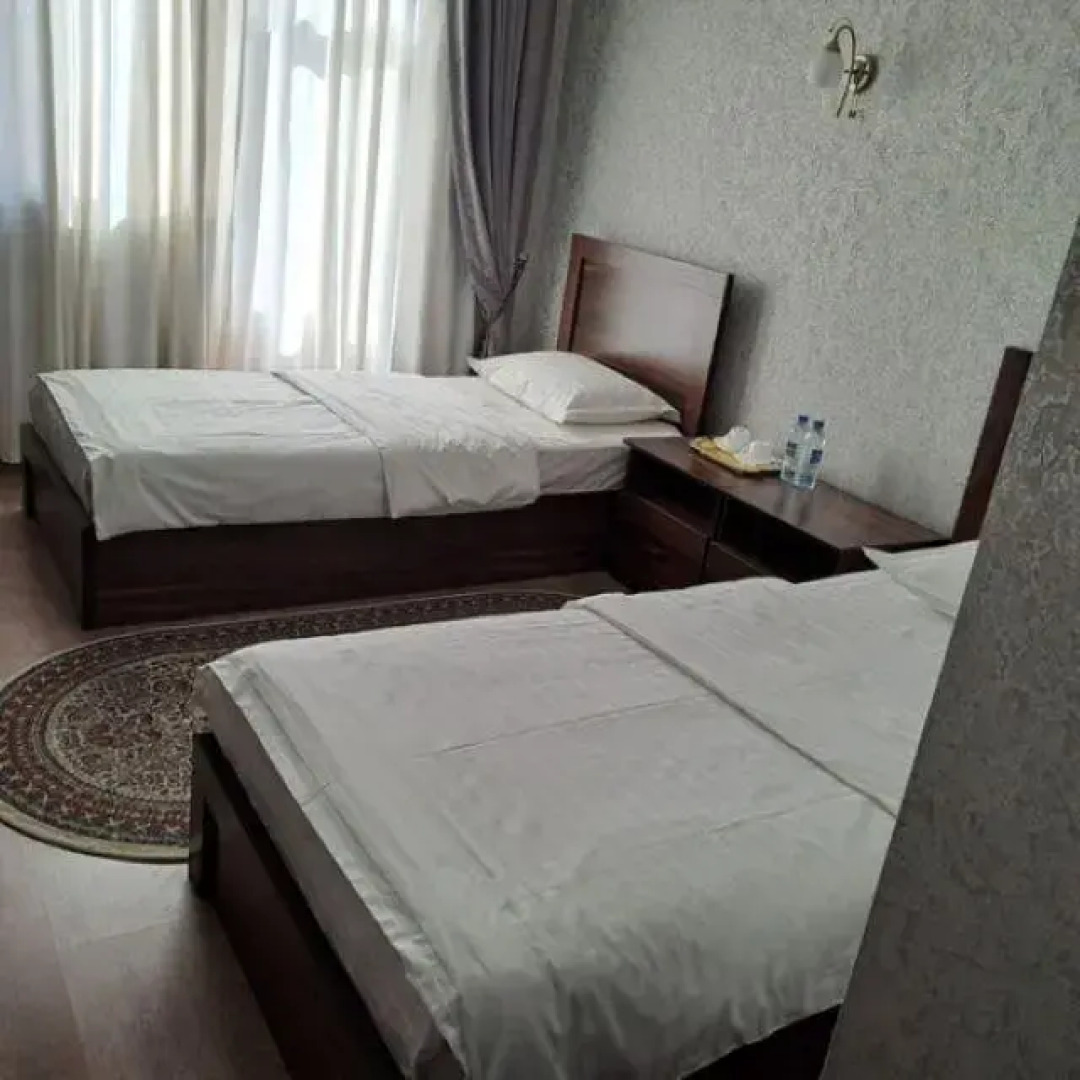 Гулистон Гранд