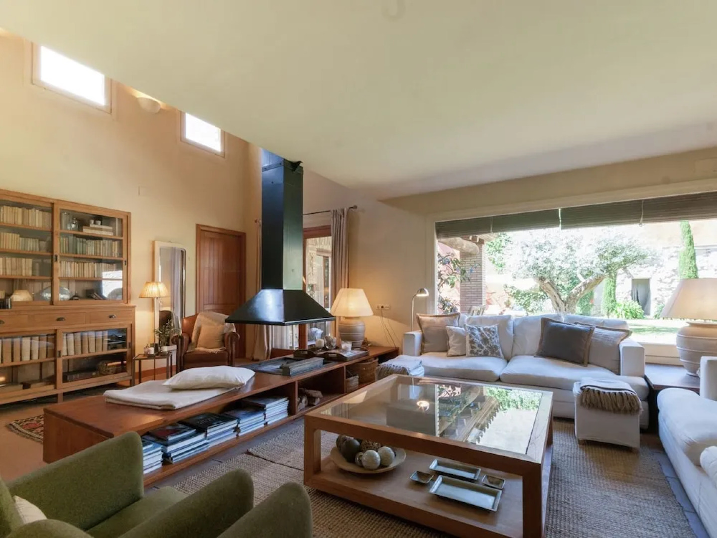 Splendid Mansion With Private Pool in St Pere Pescador