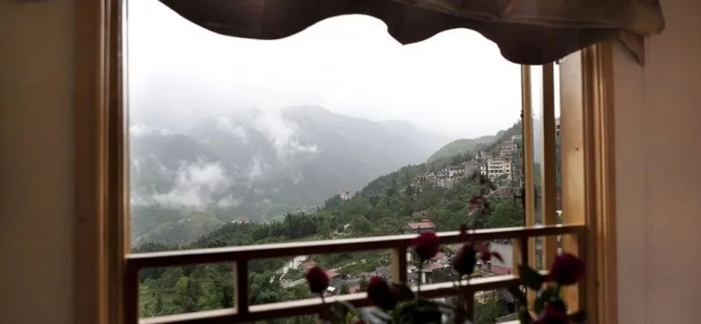 Eden Mountain View Hotel