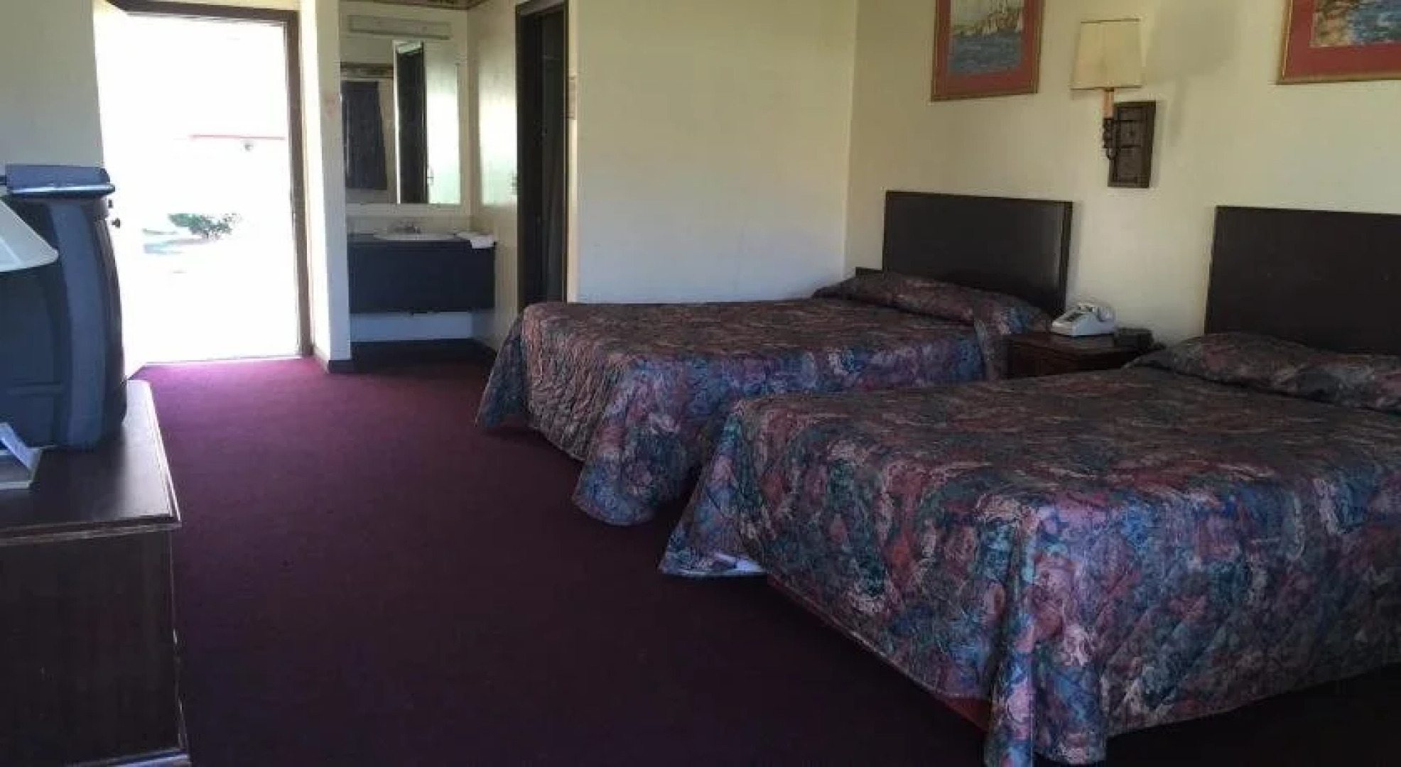 Captains Lodge Motel