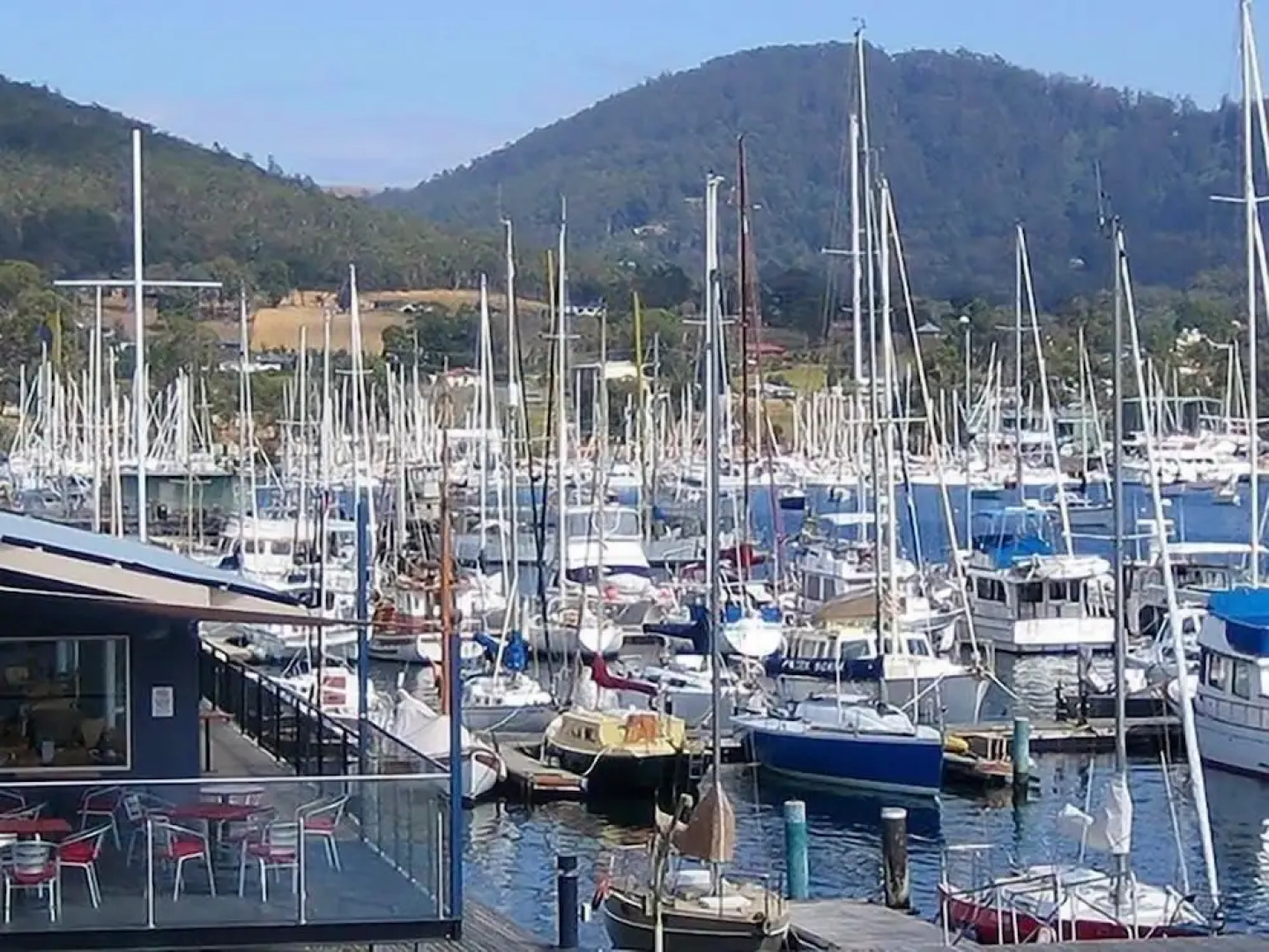 Three Beaches - Chic Eco Home Tasmania