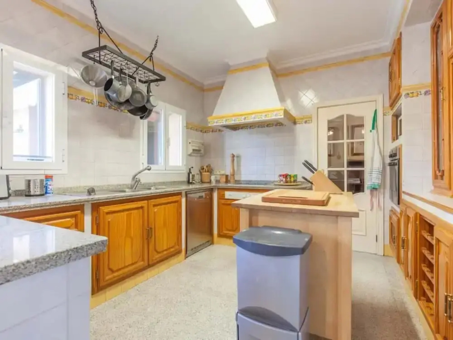 Belvilla by OYO Villa Valencina de la Concepcion