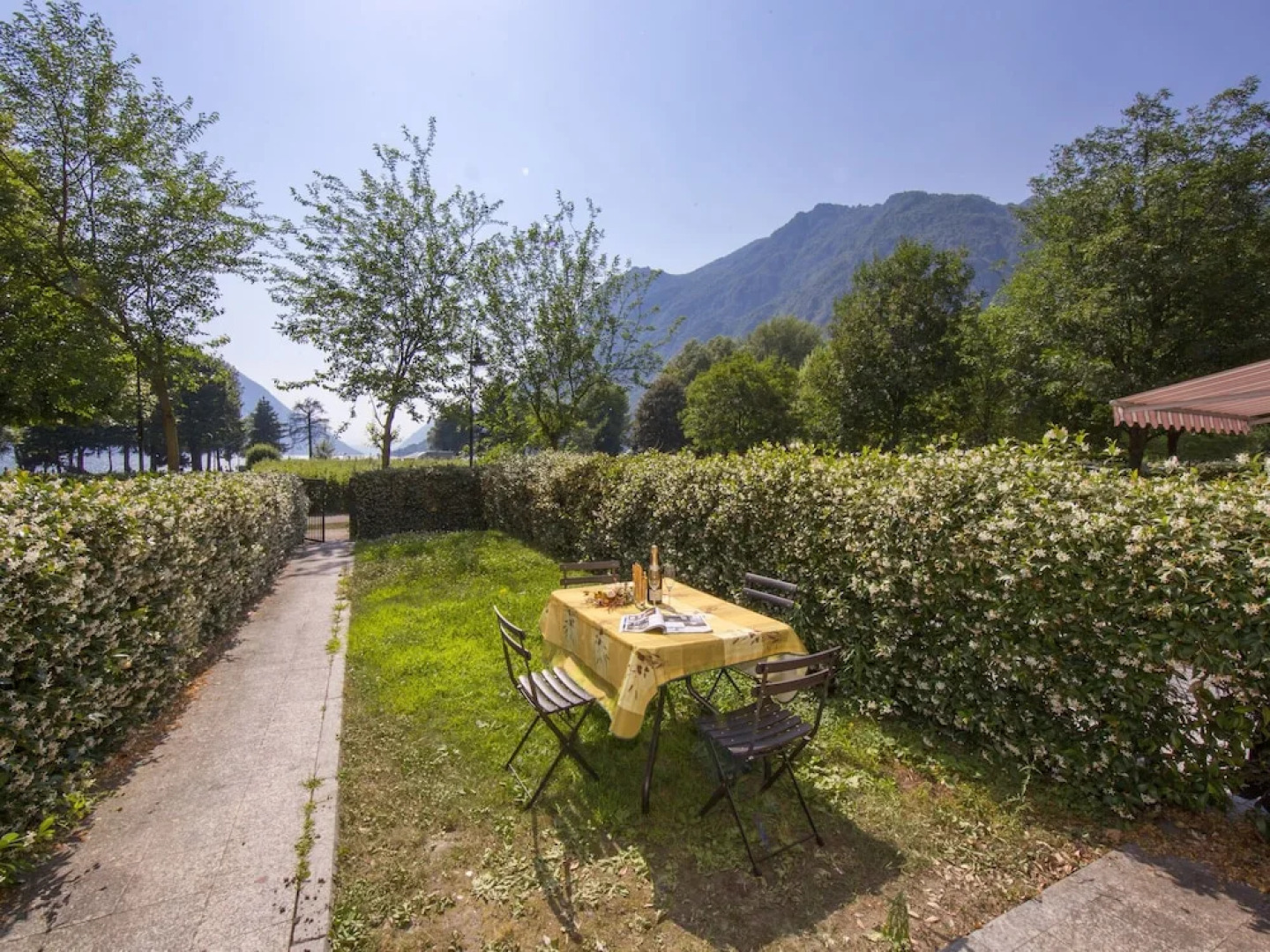 Modern and Cozy Furnished Apartment With one Wifi