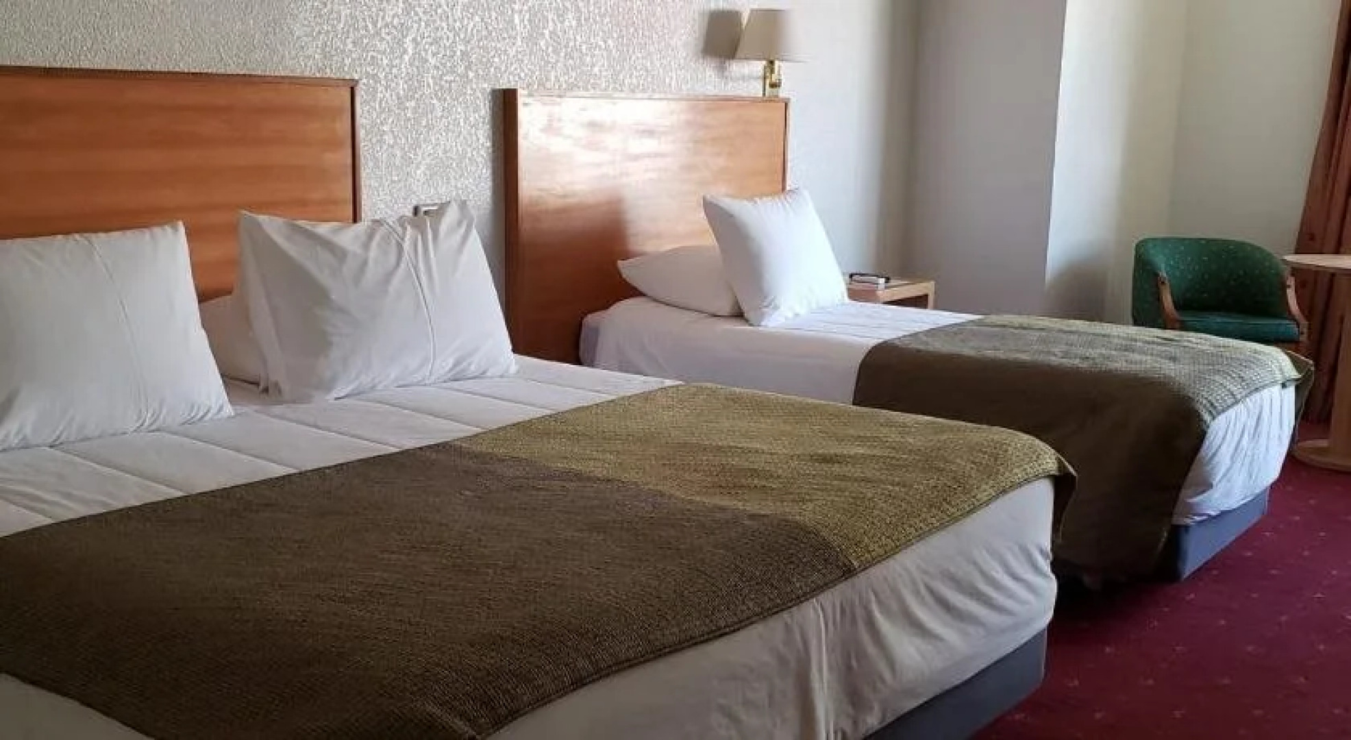 Hotel Gavina Express