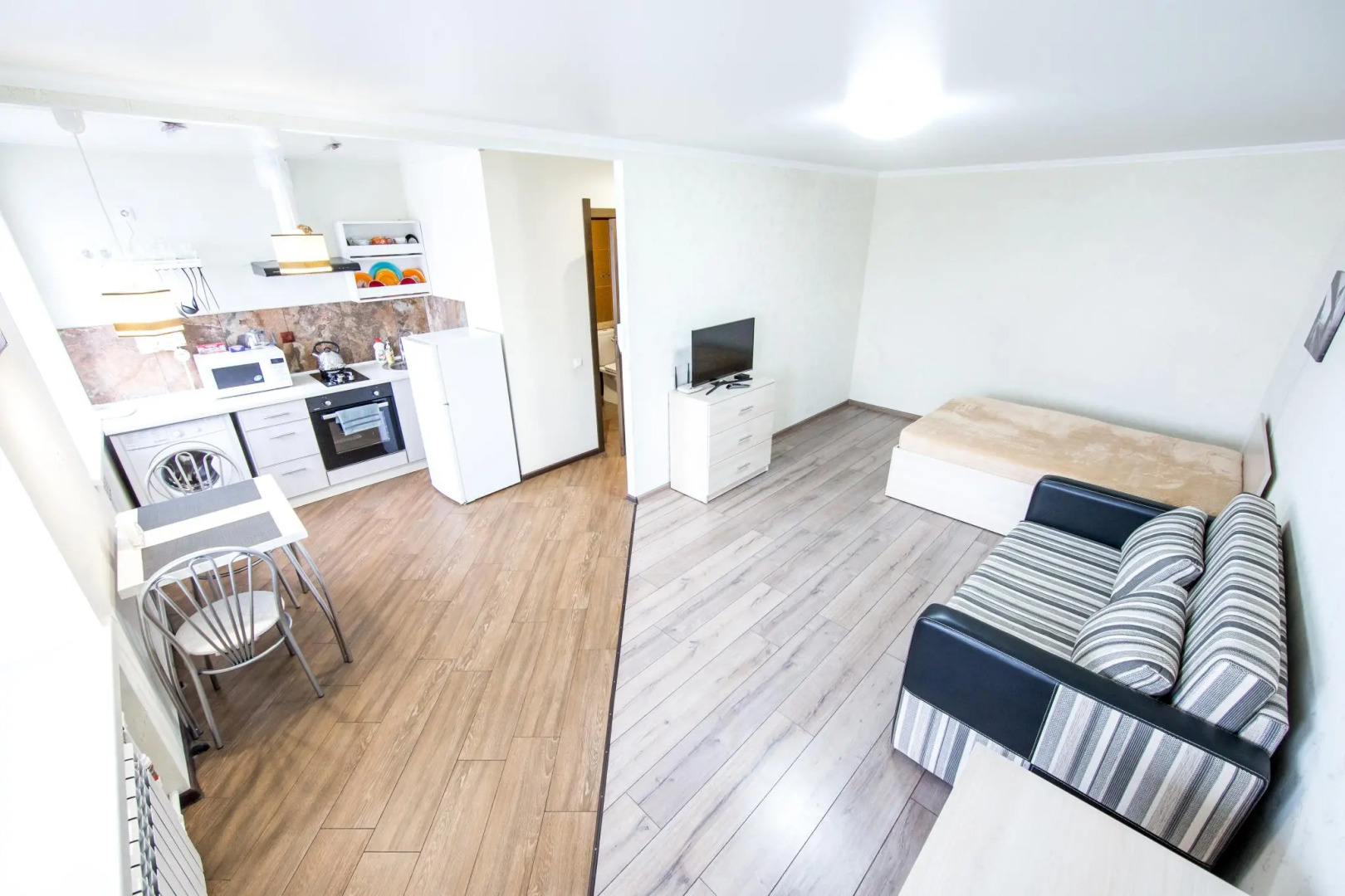 Aday Apartments (Эдэй Апартаменты) на улице Ленина 74