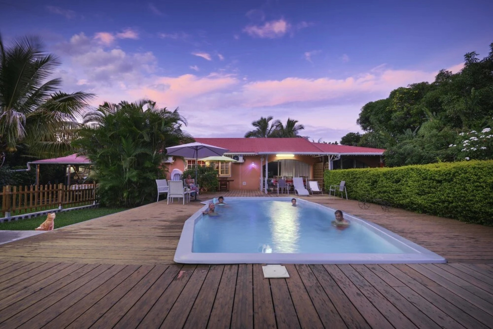 Studio in St-benoit, With Wonderful Mountain View, Pool Access, Enclos