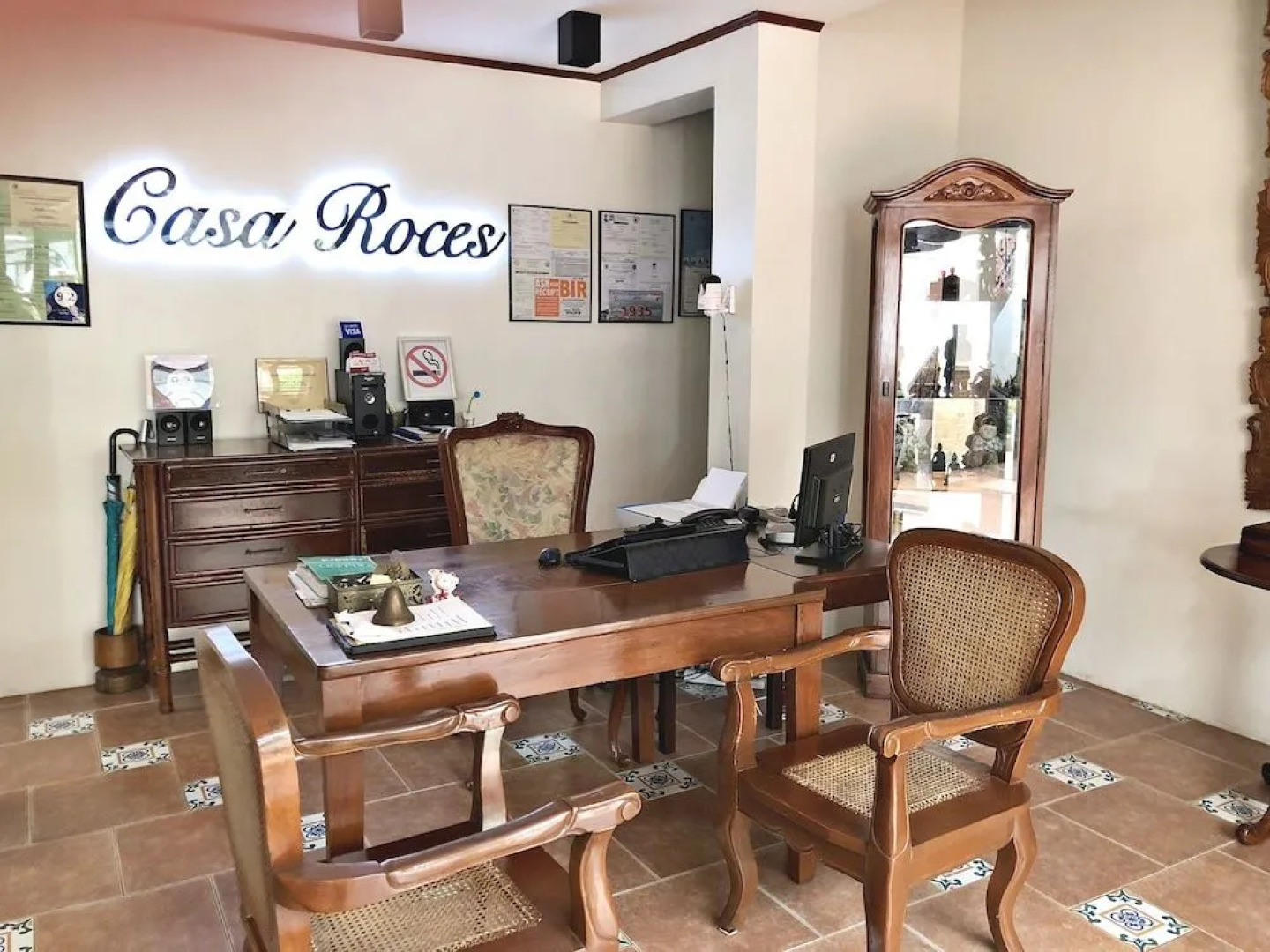 Casa Roces Bed and Breakfast