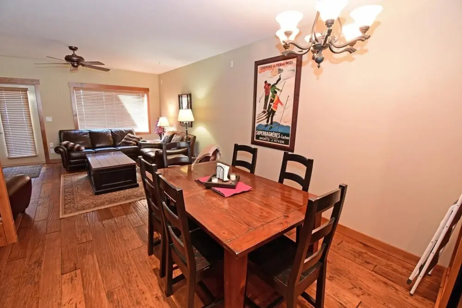 Towering Pines Chalet - Comfortable and Cozy Chalet with Spectacular Views