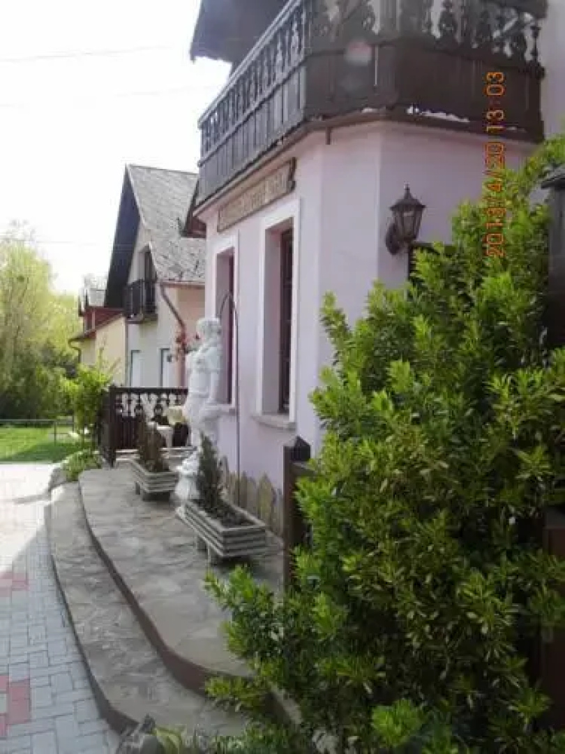 Rzsa Apartman Zalakaros