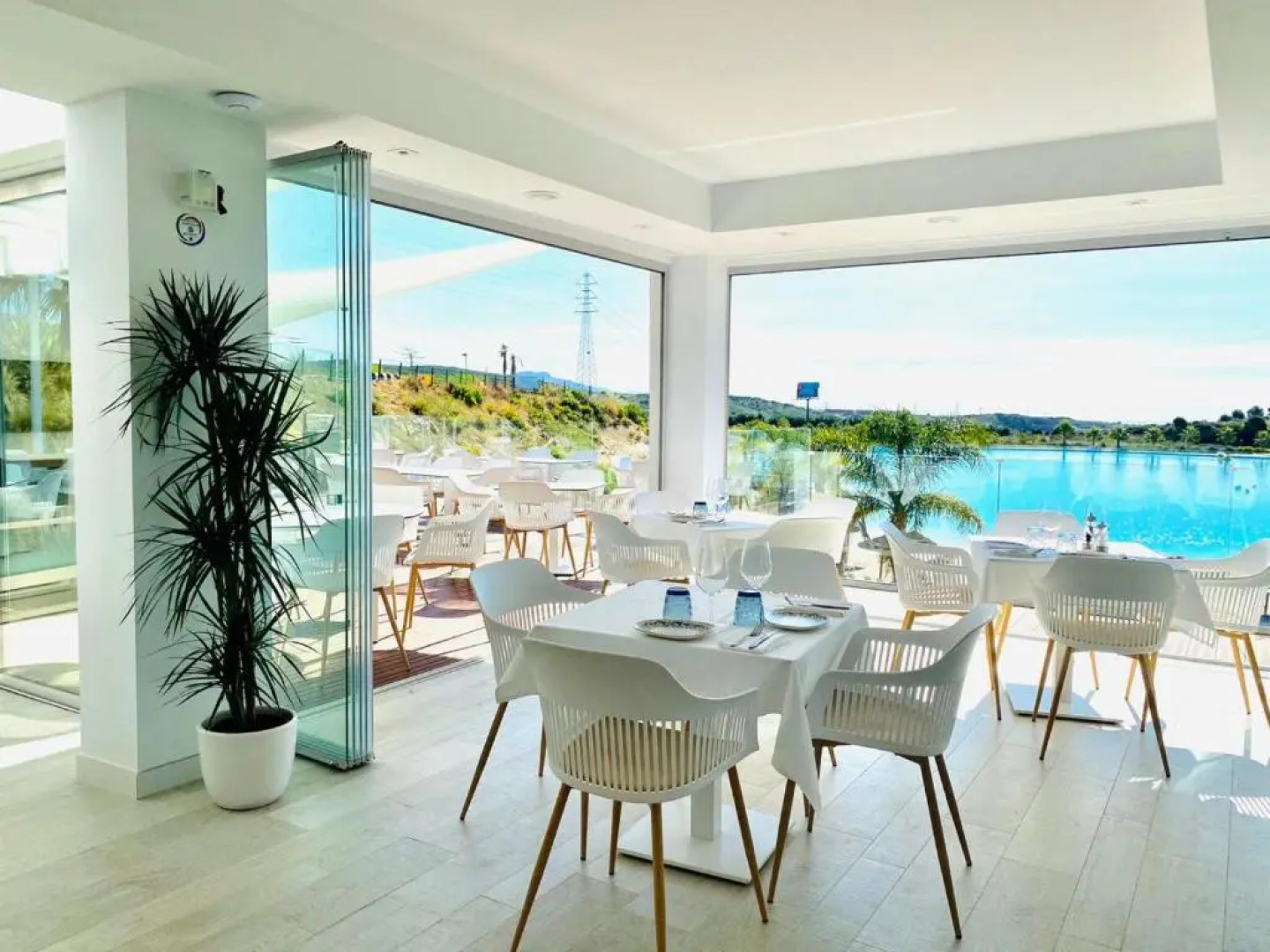 AL-1514 - 3 bedrooms Apartment