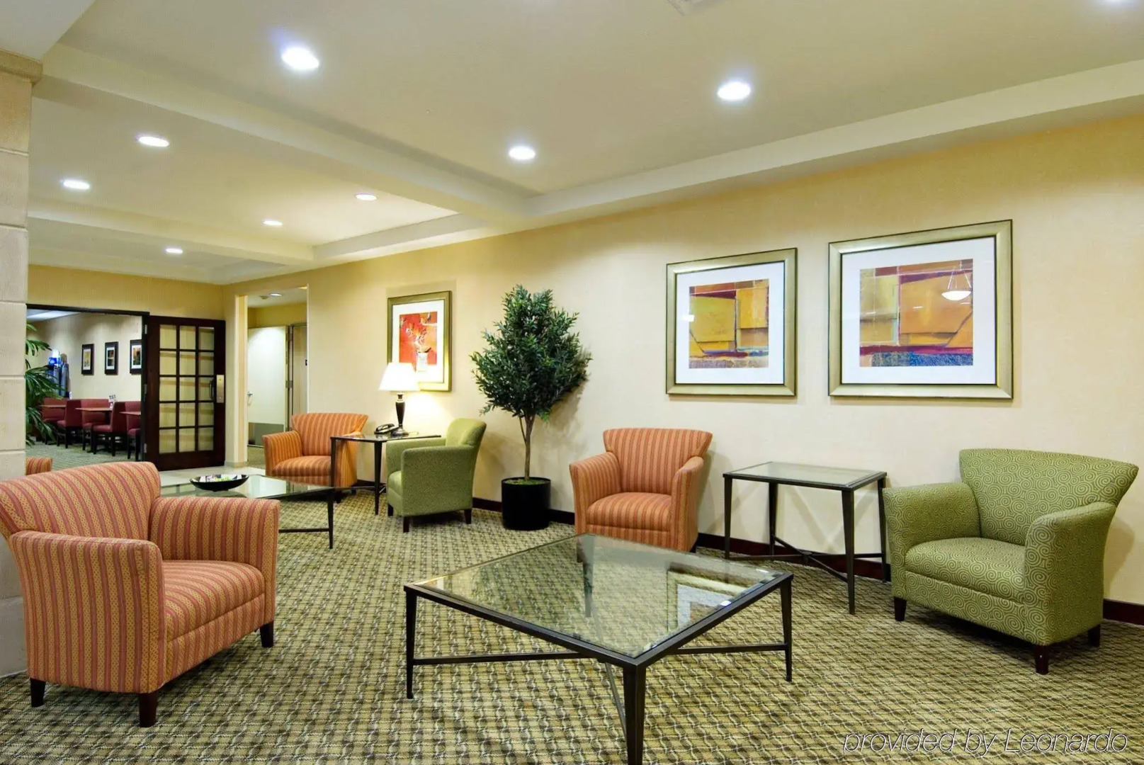 Holiday Inn Express Hotel & Suites Medford-Central Point by IHG
