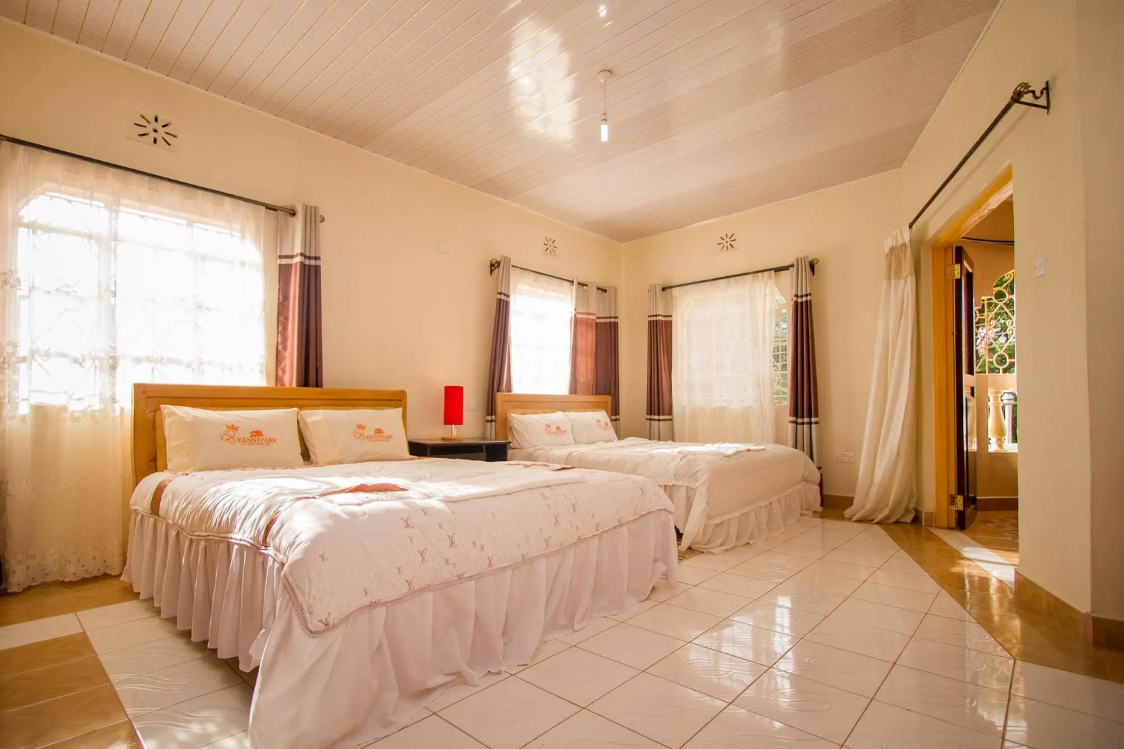 Queens Park Guest House