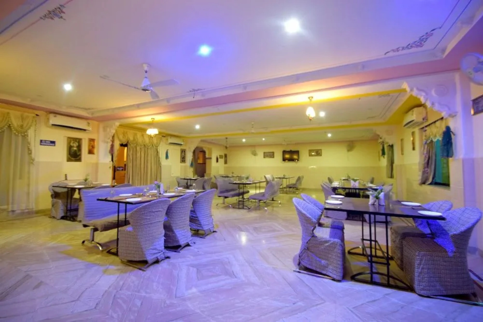 Menal Jungle Safari Resort