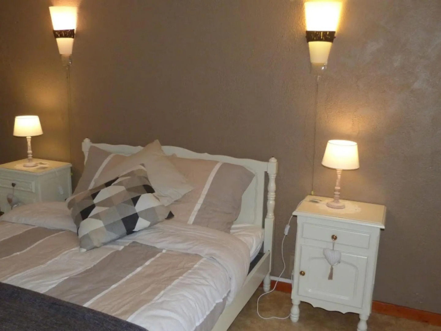 Lovely Holiday Home in Wallonie With Private Garden