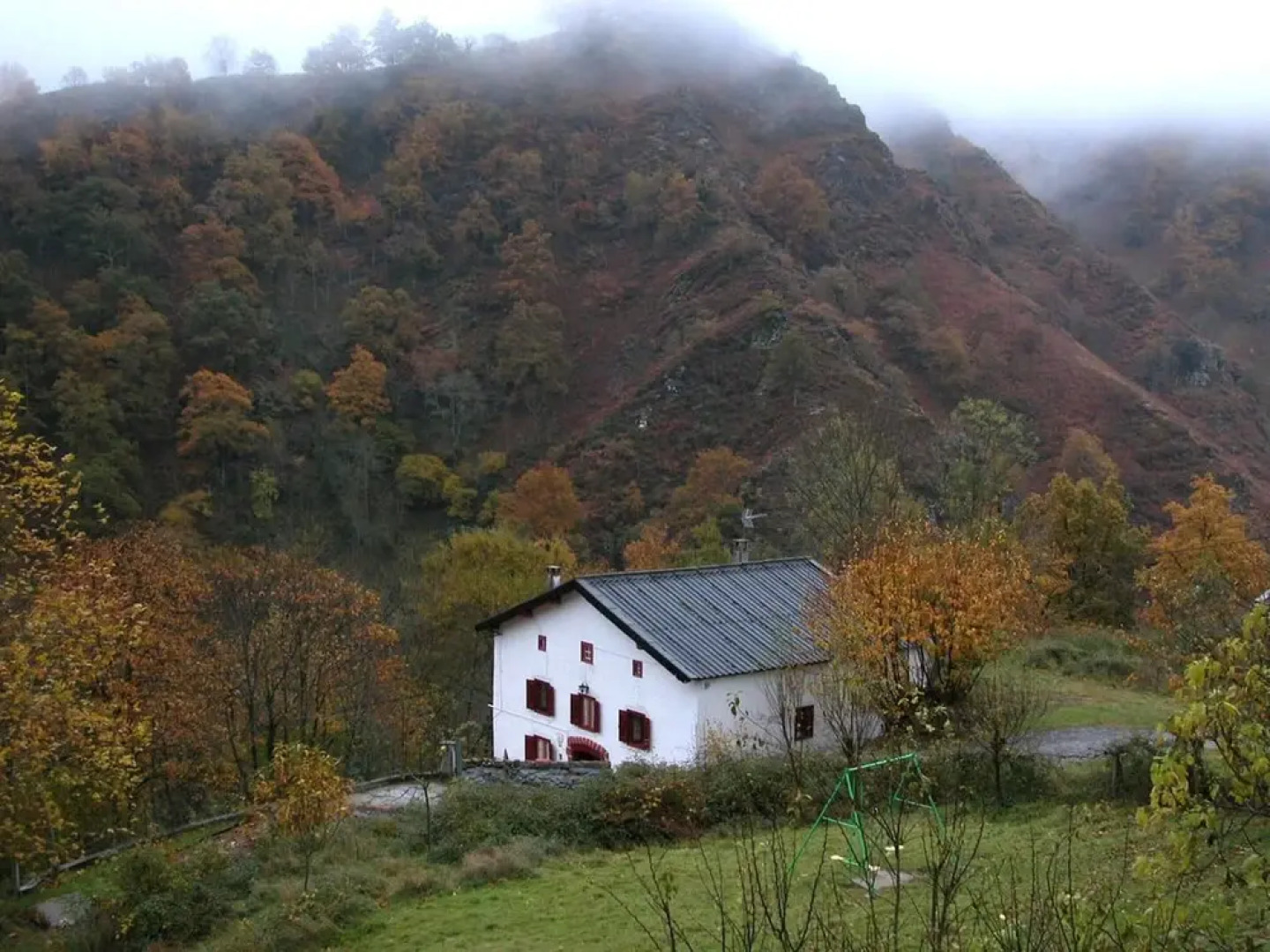 House With 6 Bedrooms in Valcarlos, With Wonderful Mountain View