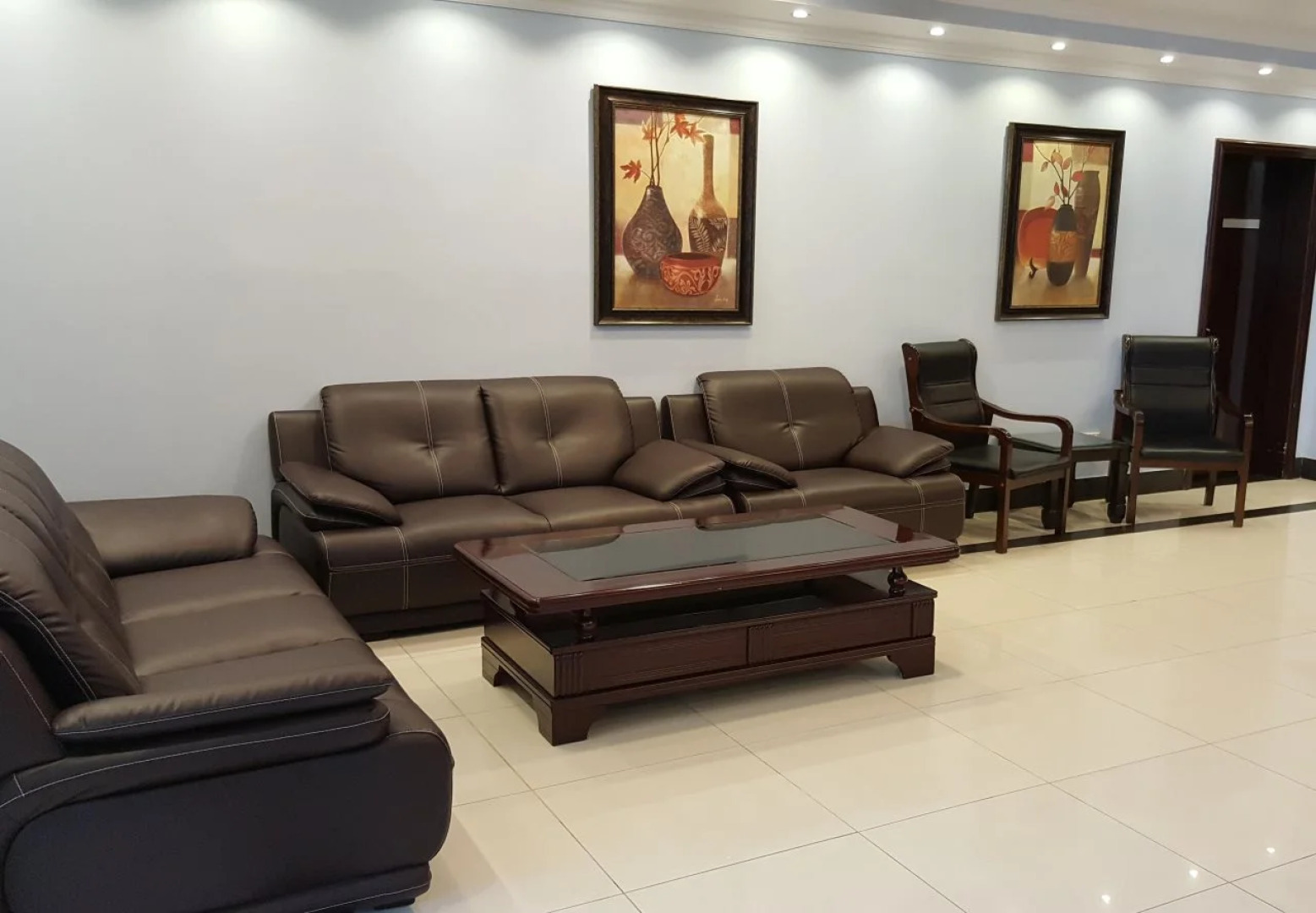 Al Thuriah Hotel Apartment
