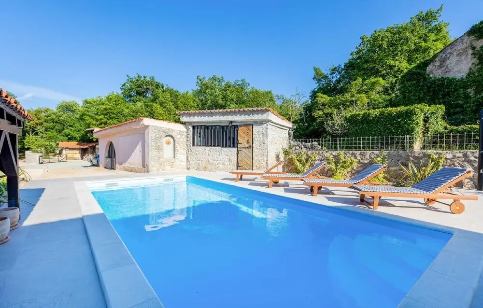 Awesome Home in Malinska With Outdoor Swimming Pool, Wifi and 3 Bedrooms